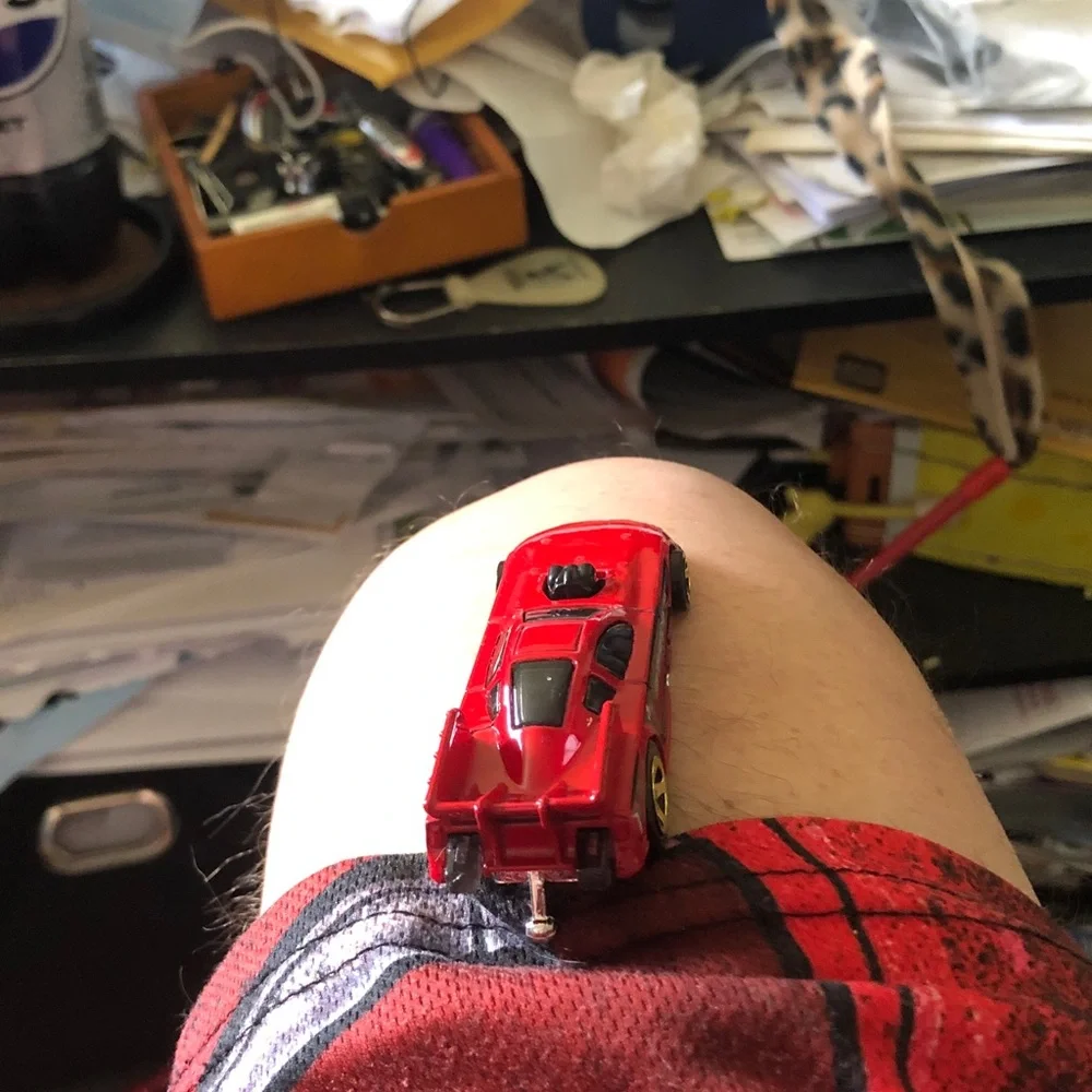 N/A bright red